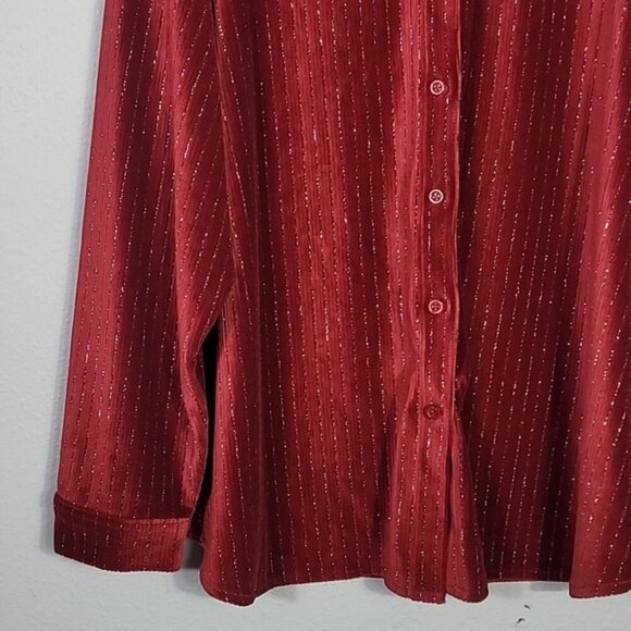 NWT DG2 Diane Velvet Button Up Shirt 2X Red Silver Holiday Glam Long Sleeve - Picture 3 of 14